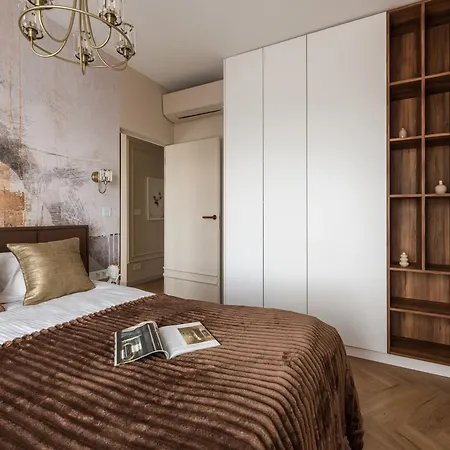 Urban Global - Jacuzzi - 20th Floor No 23 - Garage - Luxury Apartman Katowice